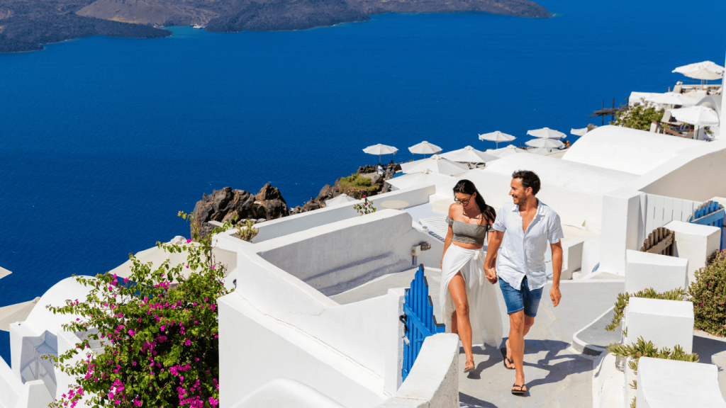 Feeling at home in athens: five essential tips for newcomers