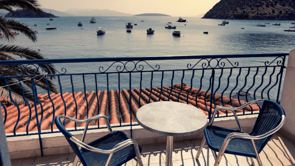 Feeling at home in athens