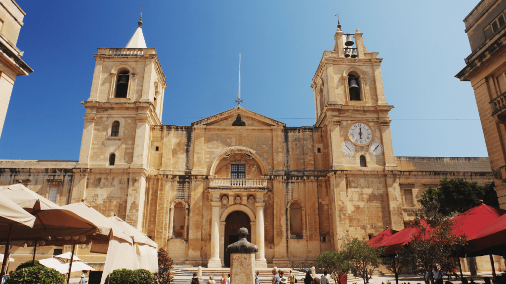 De beste stad om te werken in malta: sliema vs. Valletta