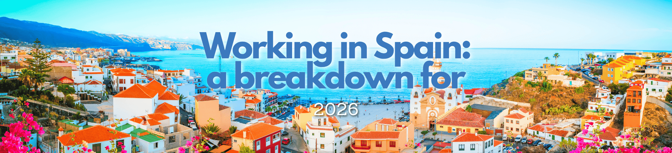 Kuststad met kleurrijke gebouwen