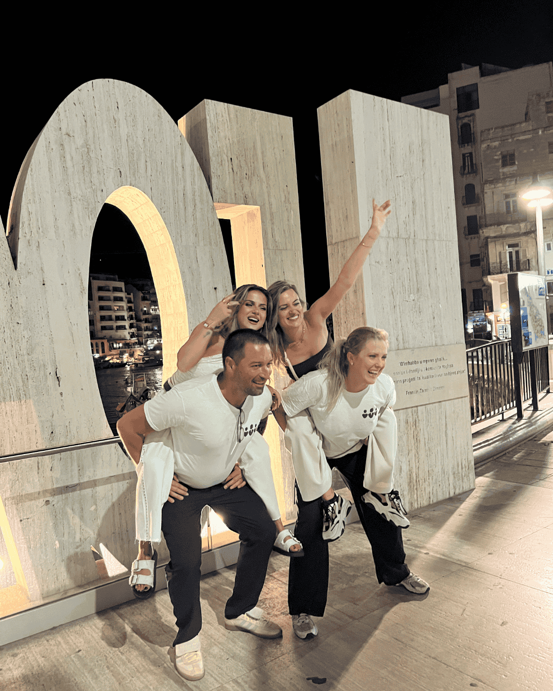 Having fun working abroad with job squad