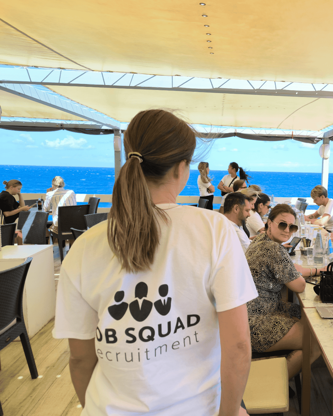 Inspiring working abroad with job squad