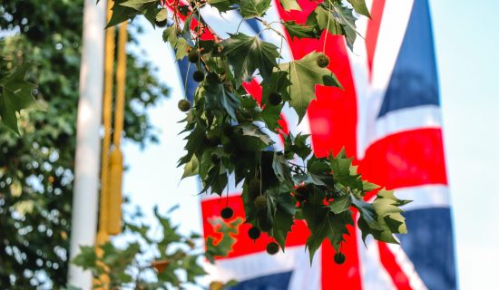 UK UK